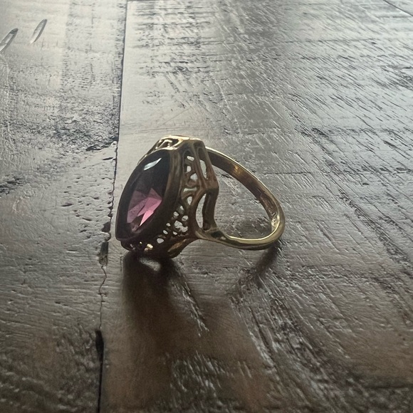 Vintage Signed ESPO 14KT Gold Electroplated Purple Stone Solitaire Ring Sz 9 - Picture 2 of 6